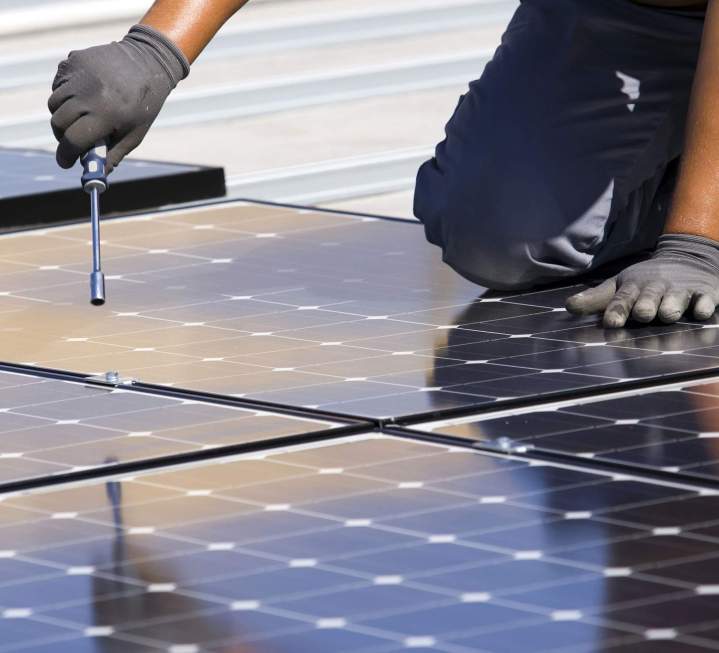 Installation panneaux solaires industriel Québec